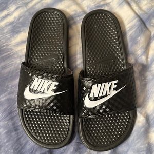 Nike slide